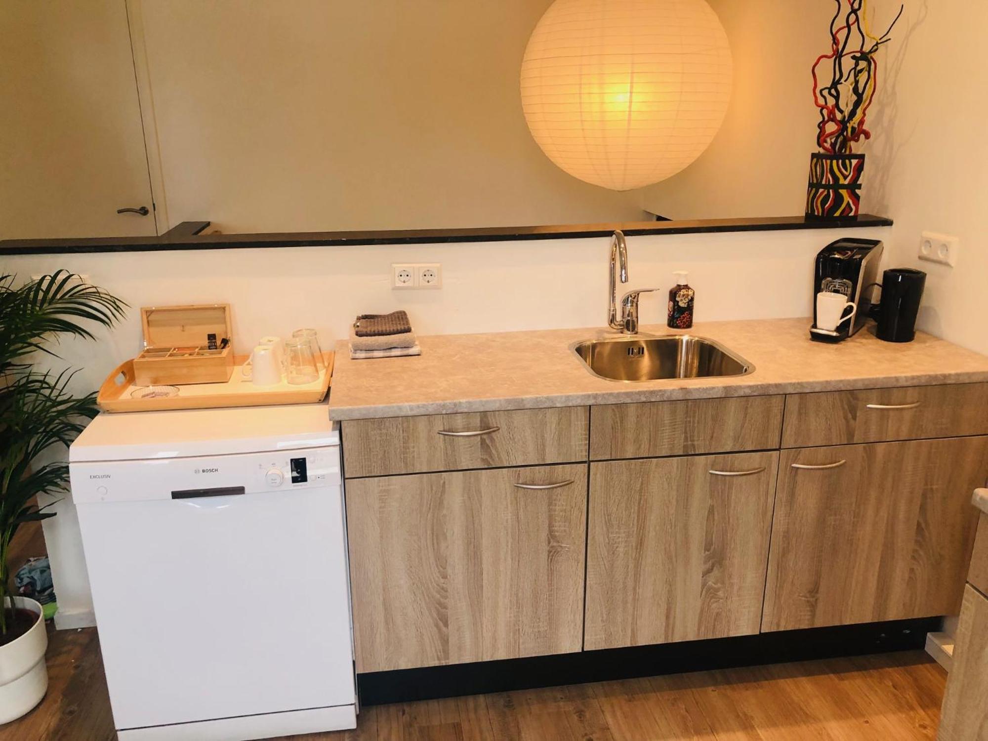 City Zen Apartment Enschede !Free Private Parking Екстериор снимка